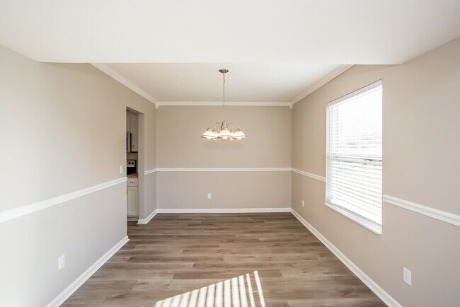 Building Photo - 6401 Kelsey Dr