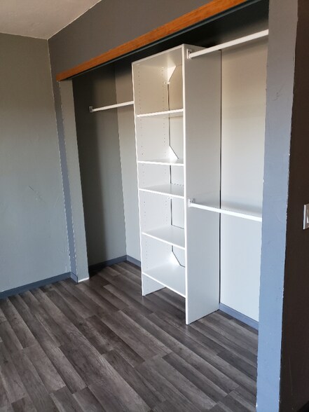 Building Photo - 5745 W Atlantic Pl