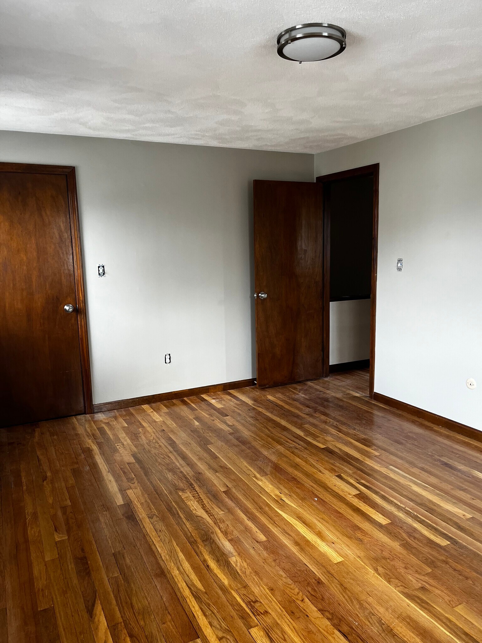 Building Photo - 13 Ellen Ter