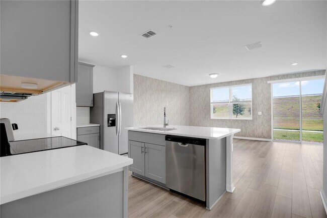 Building Photo - 2026 Crape Jasmine Ln