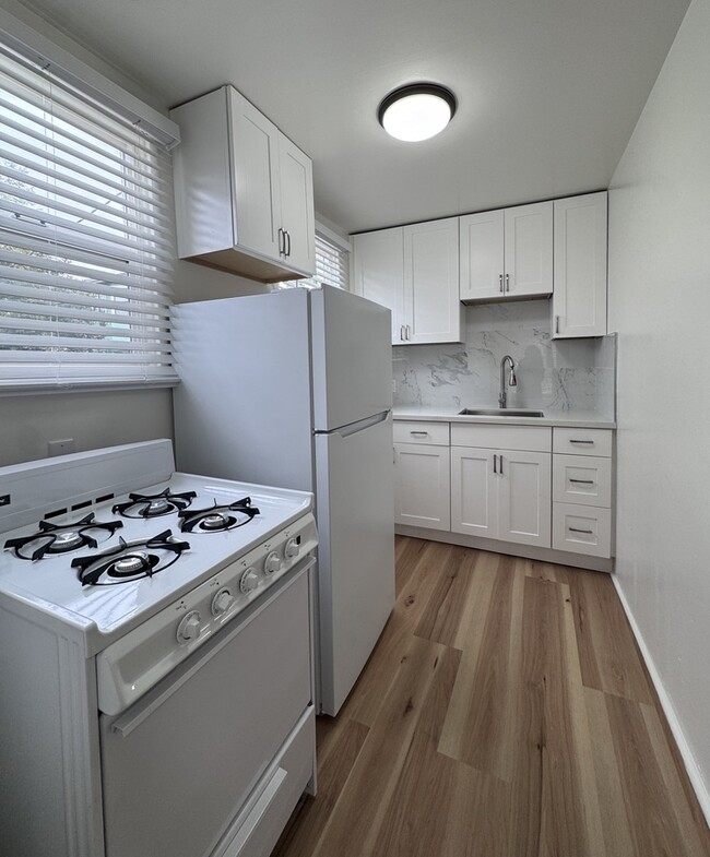 Building Photo - 147 San Bruno Ave