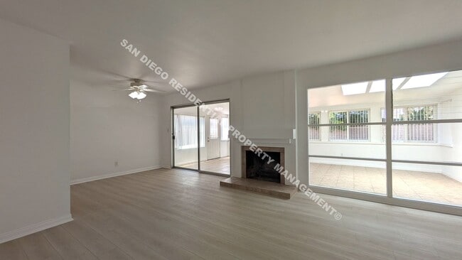Building Photo - Spacious 3-Bedroom, 2-Bath Home Near the B...