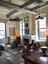 Building Photo - 387 3rd Ave