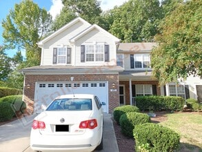 Building Photo - Luxury 4 BR 2-Car Garage Cul-de-Sac End Un...