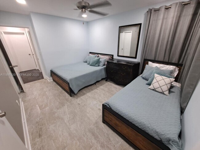 Building Photo - 2242 Polk St