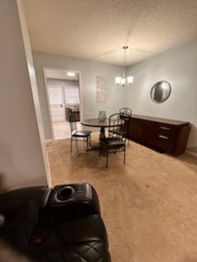 Building Photo - Stunning 3 bedroom/2 bathroom home with AMAZING lake view!