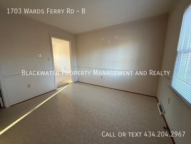 Building Photo - 1703 Wards Ferry Rd