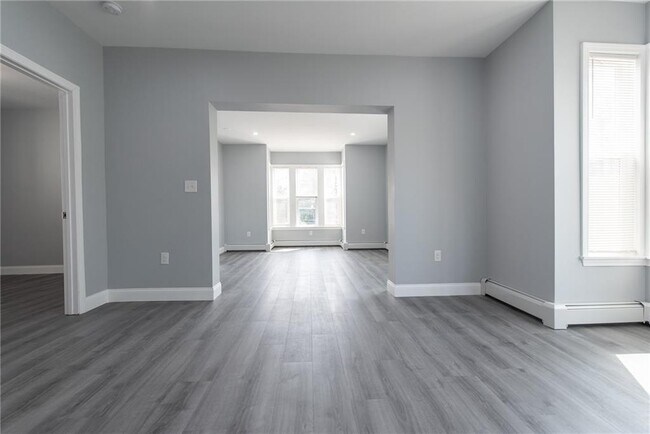 Building Photo - 49 Hollis St