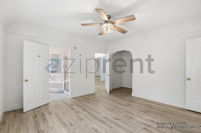 Building Photo - 1421 Stearns Dr