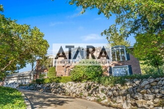 Building Photo - 1577 E Tomahawk Dr