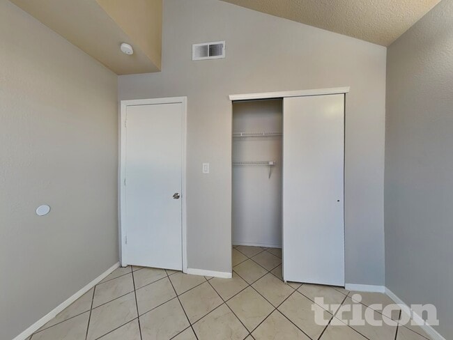 Building Photo - 5442 Gold Rush Dr NW