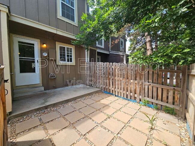 Building Photo - 8184 S Fillmore Cir
