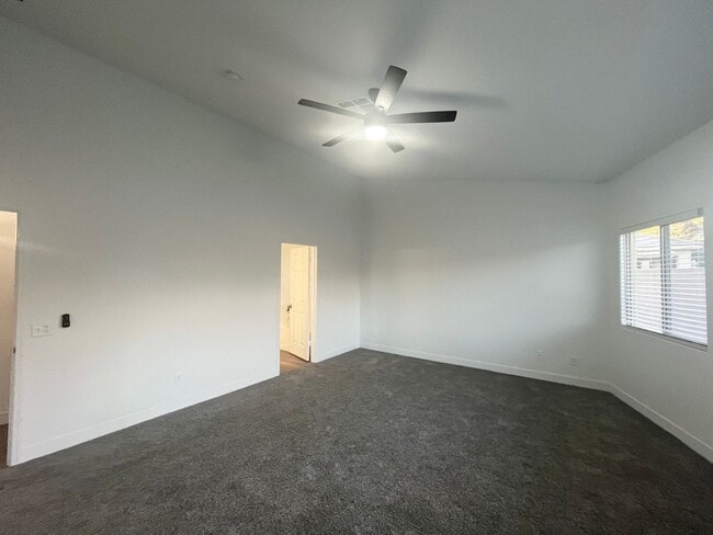 Building Photo - 2470 sq ft, remodeled single story, hard to find 5 bed, 2.5 bath, 2 car garage in guard gated Sta...