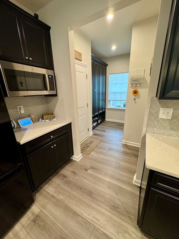 Building Photo - 203 Braeburn Dr