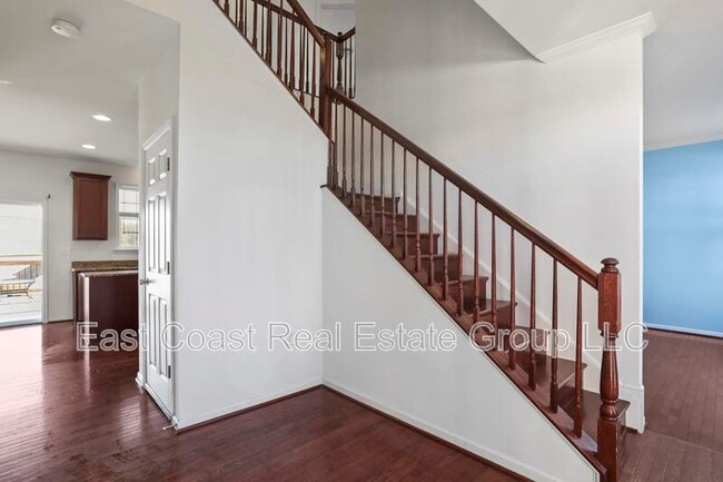 Building Photo - 116 Celadon Dr