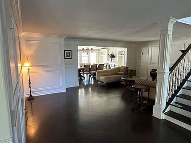 Building Photo - Westlake Village First Neighborhood Cul-De-Sac Home ** Non-Smoking Home/Property**