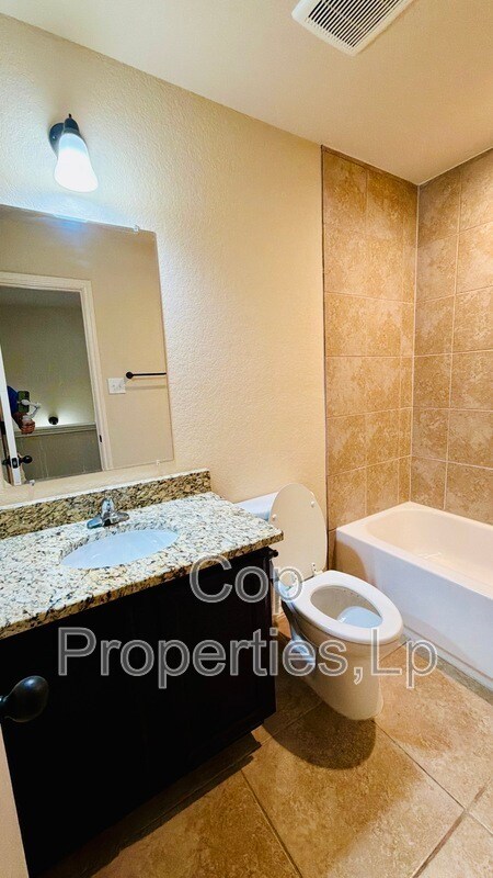 Building Photo - 7102 Micayla Cv