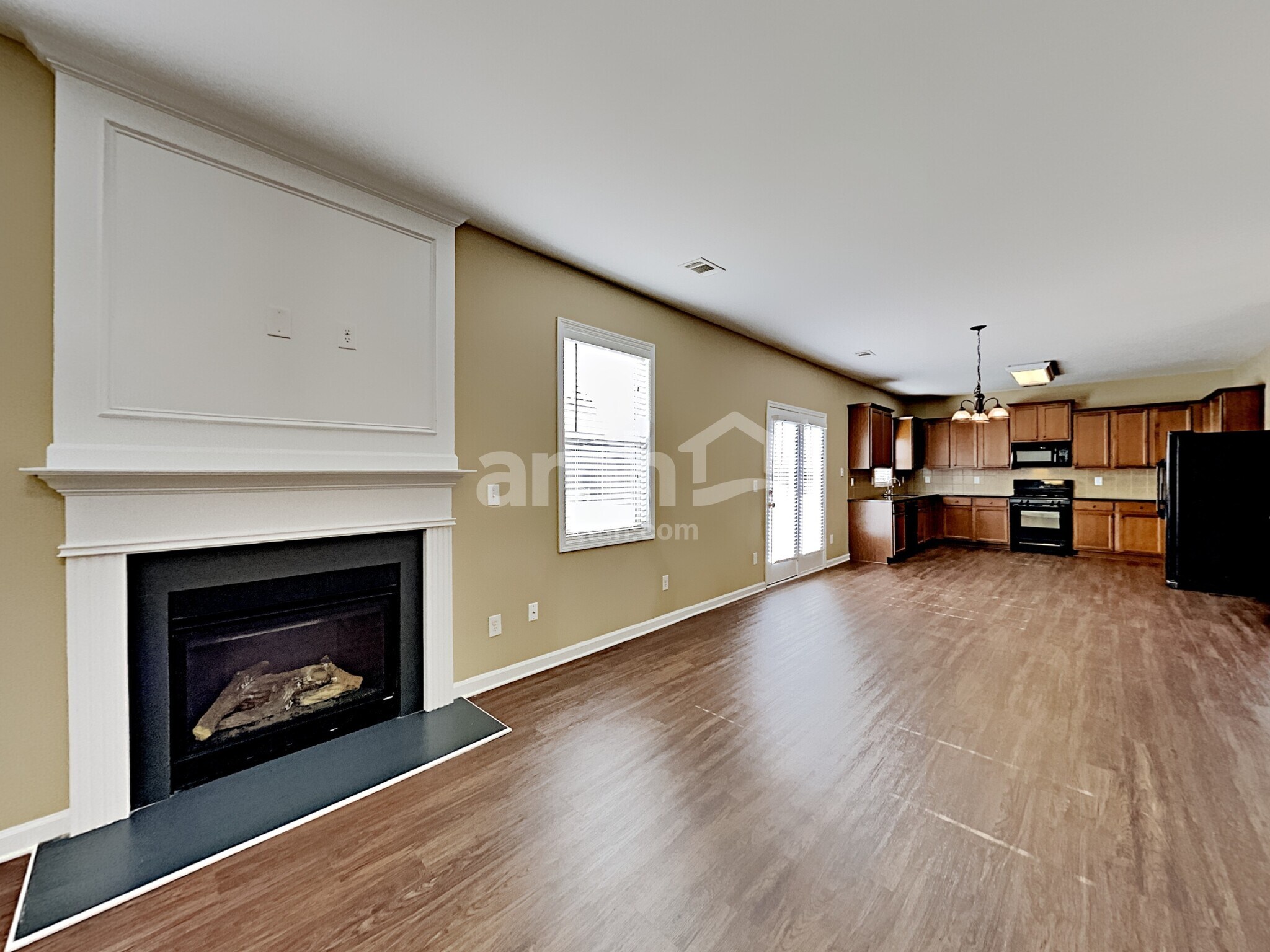 Building Photo - 5655 Livingston Ct