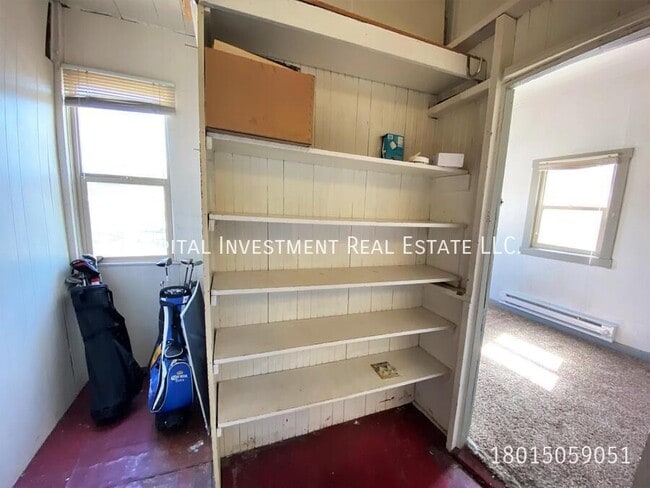 Building Photo - 460 E 300 S