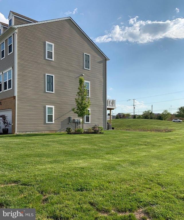 Building Photo - 134 Admiral Ln