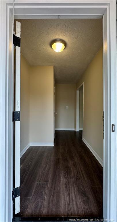 Building Photo - 7031 Calamar Dr