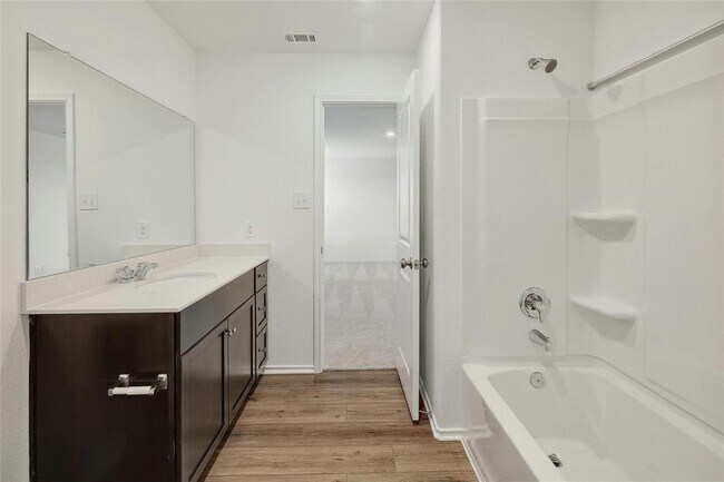 Building Photo - 916 Rancho Del Cielo Lp
