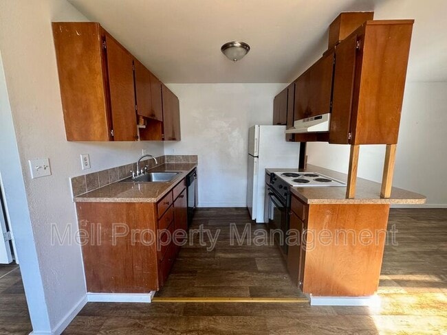 Building Photo - 315 S Main St