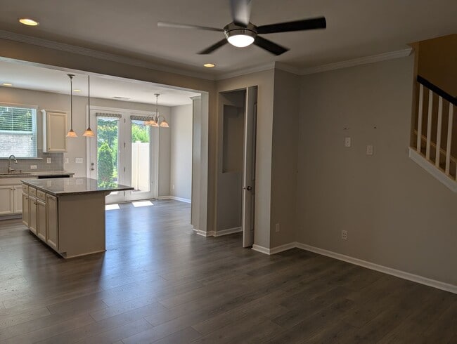 Building Photo - Coming Soon! Charming 2 story, 3 bedroom ,...