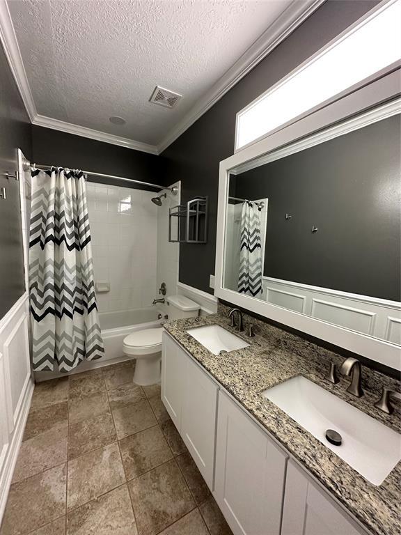 Building Photo - 20235 Concord Hill Dr