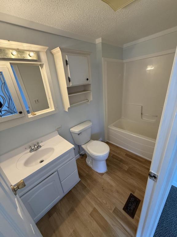 Building Photo - 409 Peachtree St