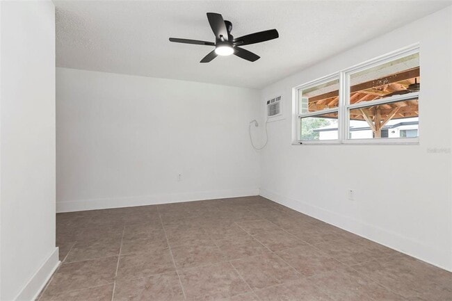 Building Photo - 6713 S Kissimmee St