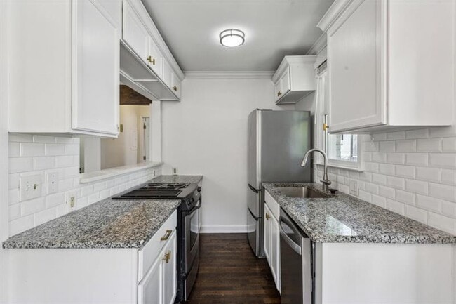 Building Photo - 1072 Piedmont Ave NE