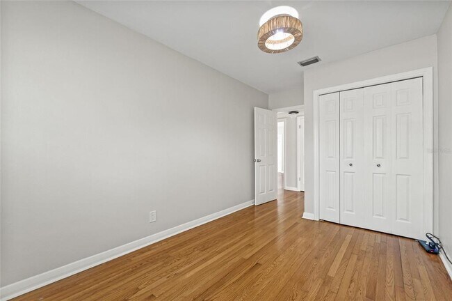 Building Photo - 1023 W Ohio Ave