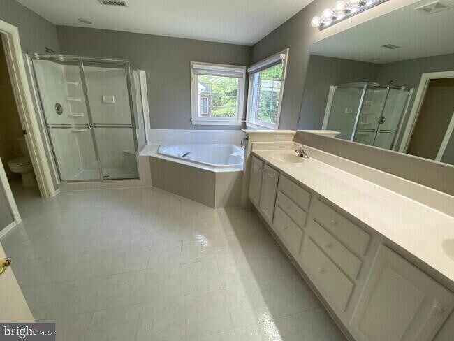 Building Photo - 7957 Blitz Ct
