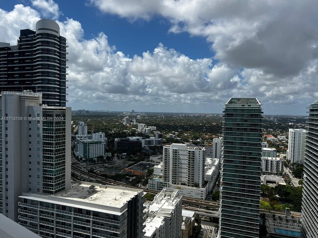 Building Photo - 1080 Brickell Ave