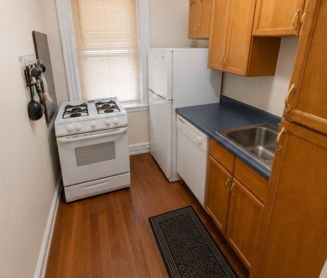 Building Photo - 98 New Whitney St