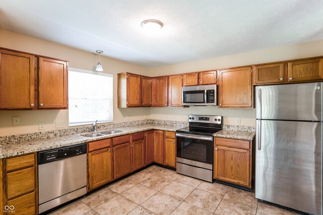 Building Photo - 7114 Elias Cir