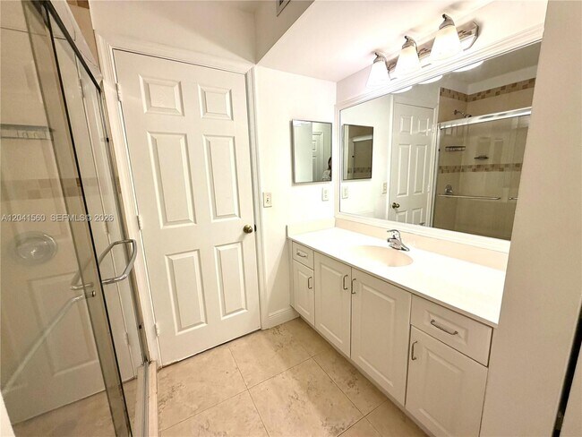 Building Photo - 2560 Cordoba Bend