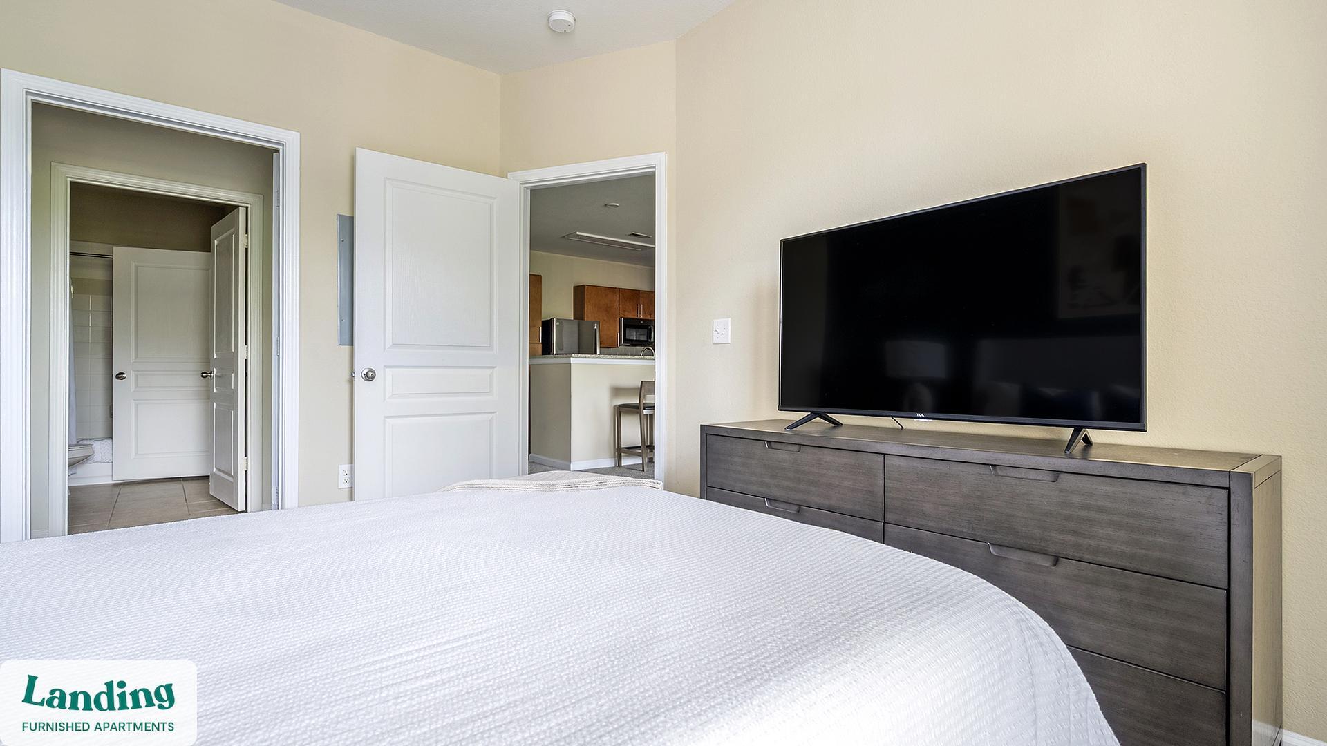 Building Photo - 10051 Perimeter Station Dr