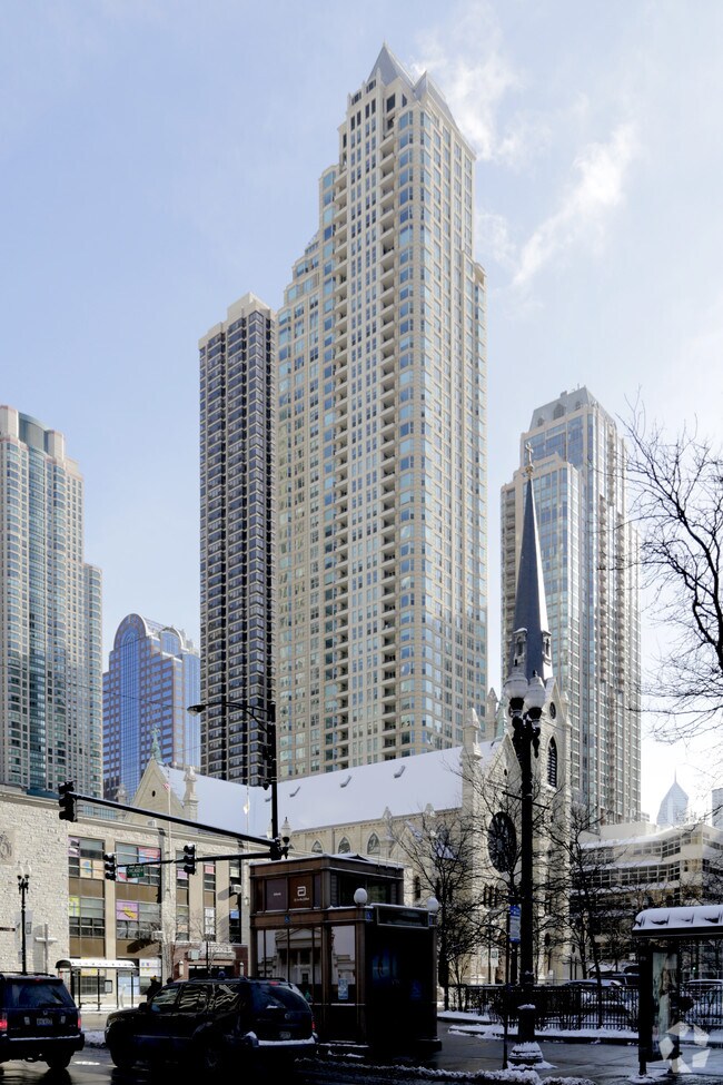 The Fordham 25 E Superior St Chicago IL 60611 Apartment Finder
