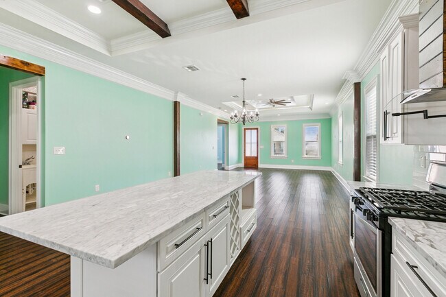 Building Photo - 90 E Claiborne Square