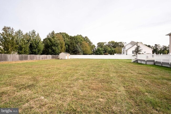 Building Photo - 27 Samantha Dr