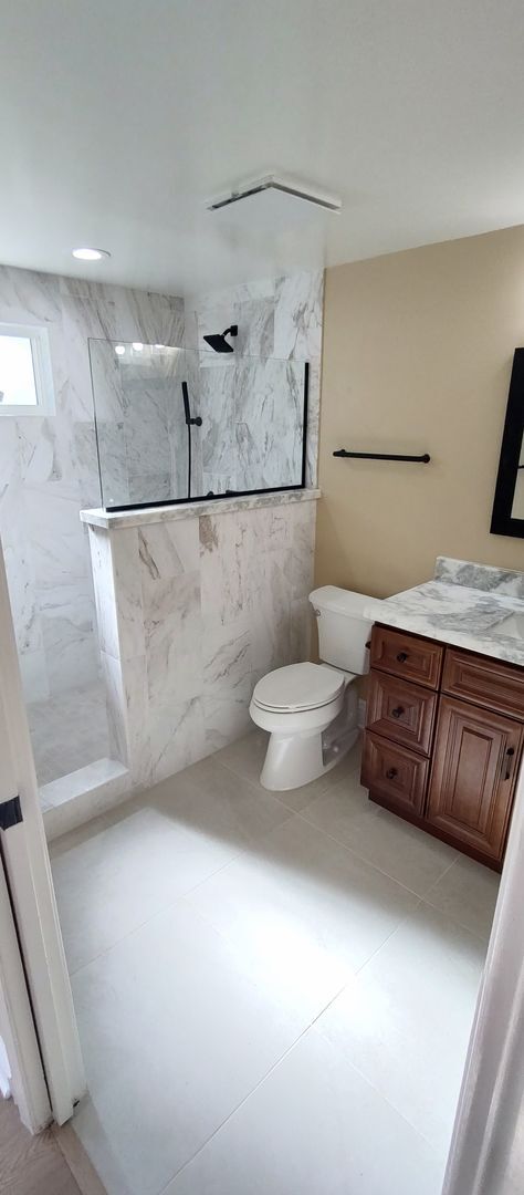 Building Photo - Upgraded Two Story Home - Bay Ho - View Lot - Central AC