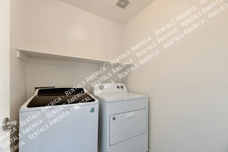 Building Photo - 3745 E Kerry Ln