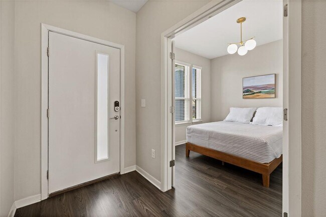 Building Photo - 9809 Eloquence Dr