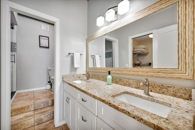 Building Photo - 19530 Gulf Blvd