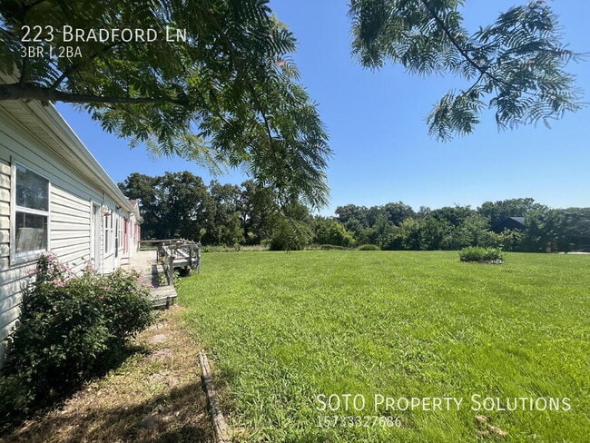 Building Photo - 223 Bradford Ln