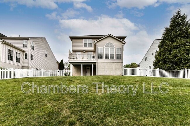 Building Photo - 359 Preston Dr