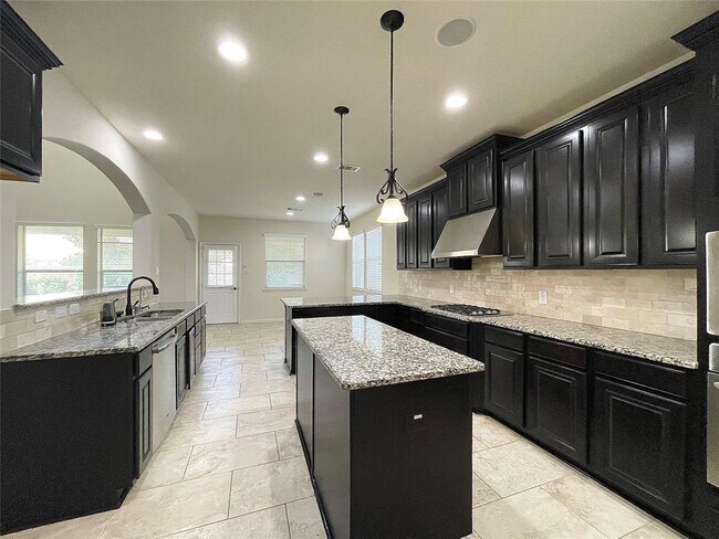 Building Photo - 5366 Blue Mountain Ln