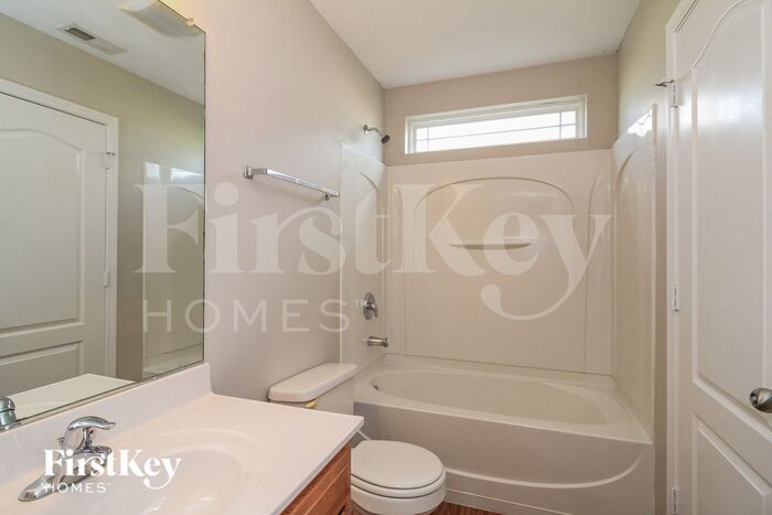 Building Photo - 4029 Gloria Ridge